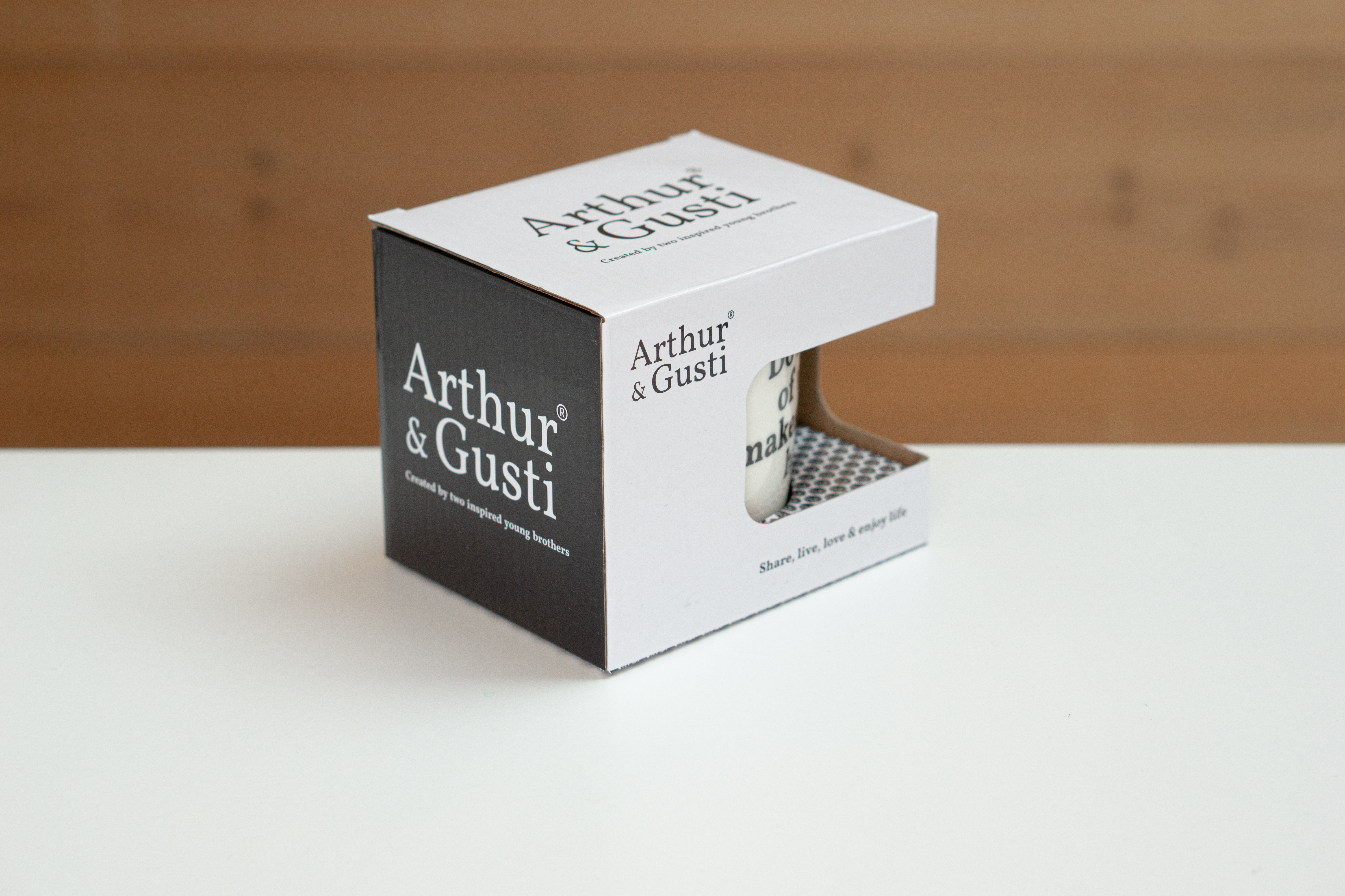 Tasse - Think Less Love more