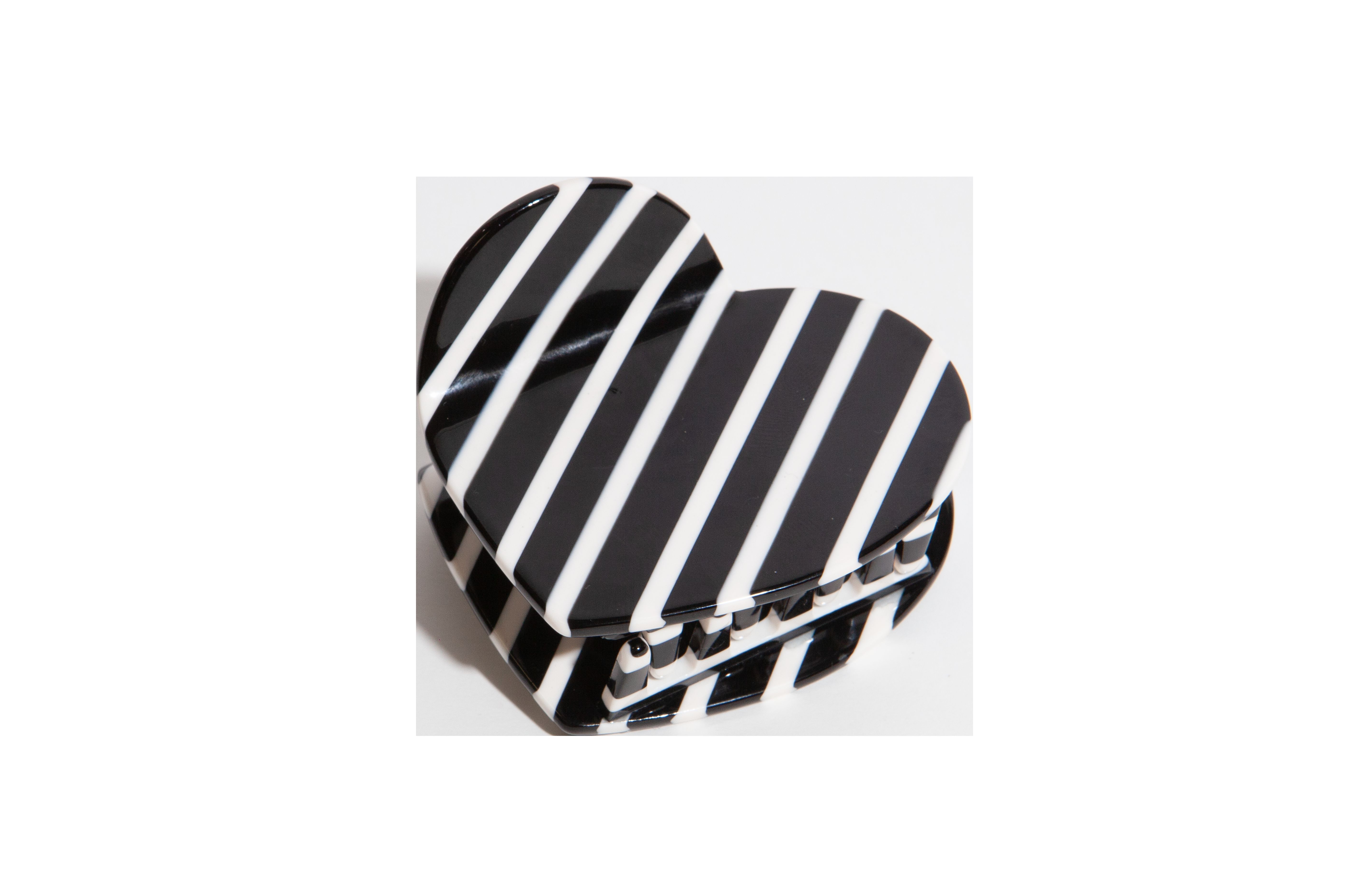 Heart B&amp;W Stripes Hair Claws - Haarspange