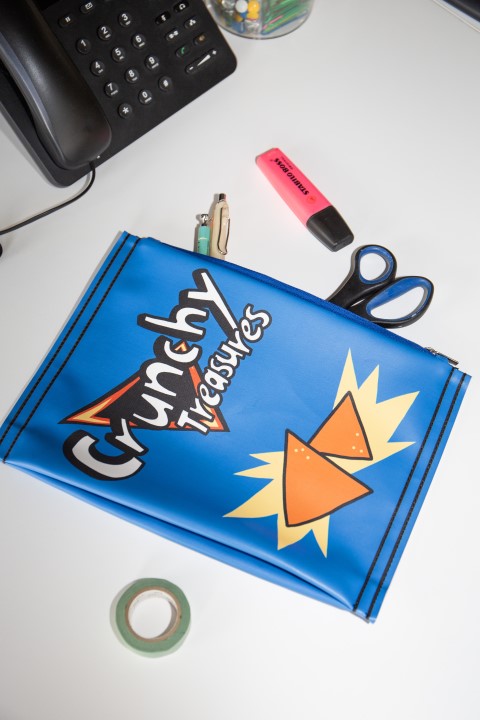 Crunchy Treasures - Necessaire
