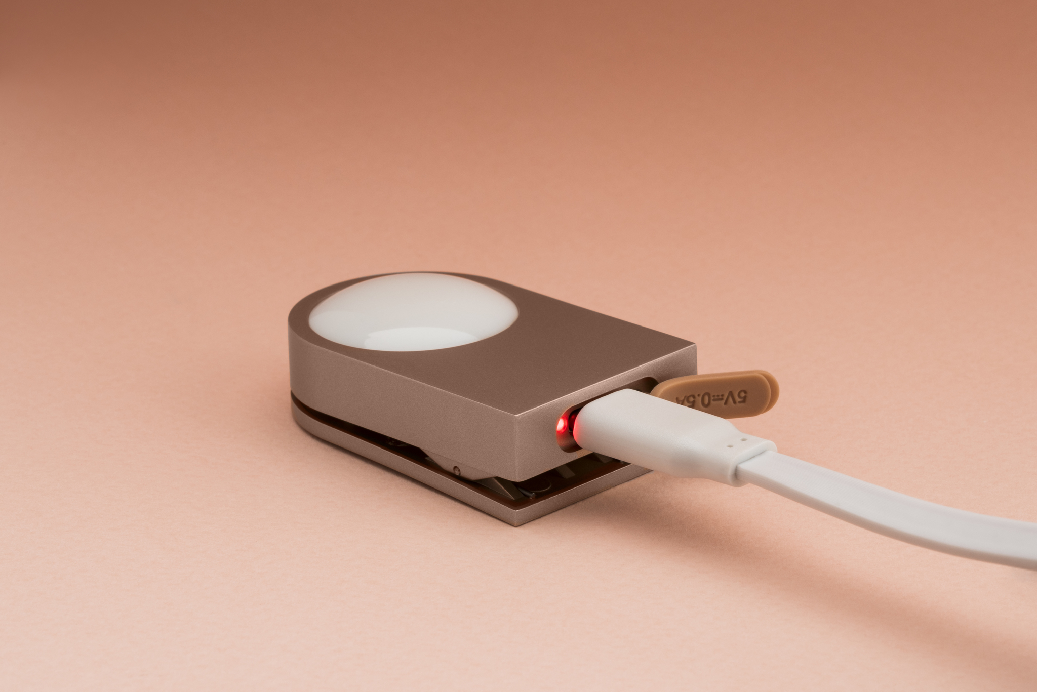 Gold, Aluminium / ABS