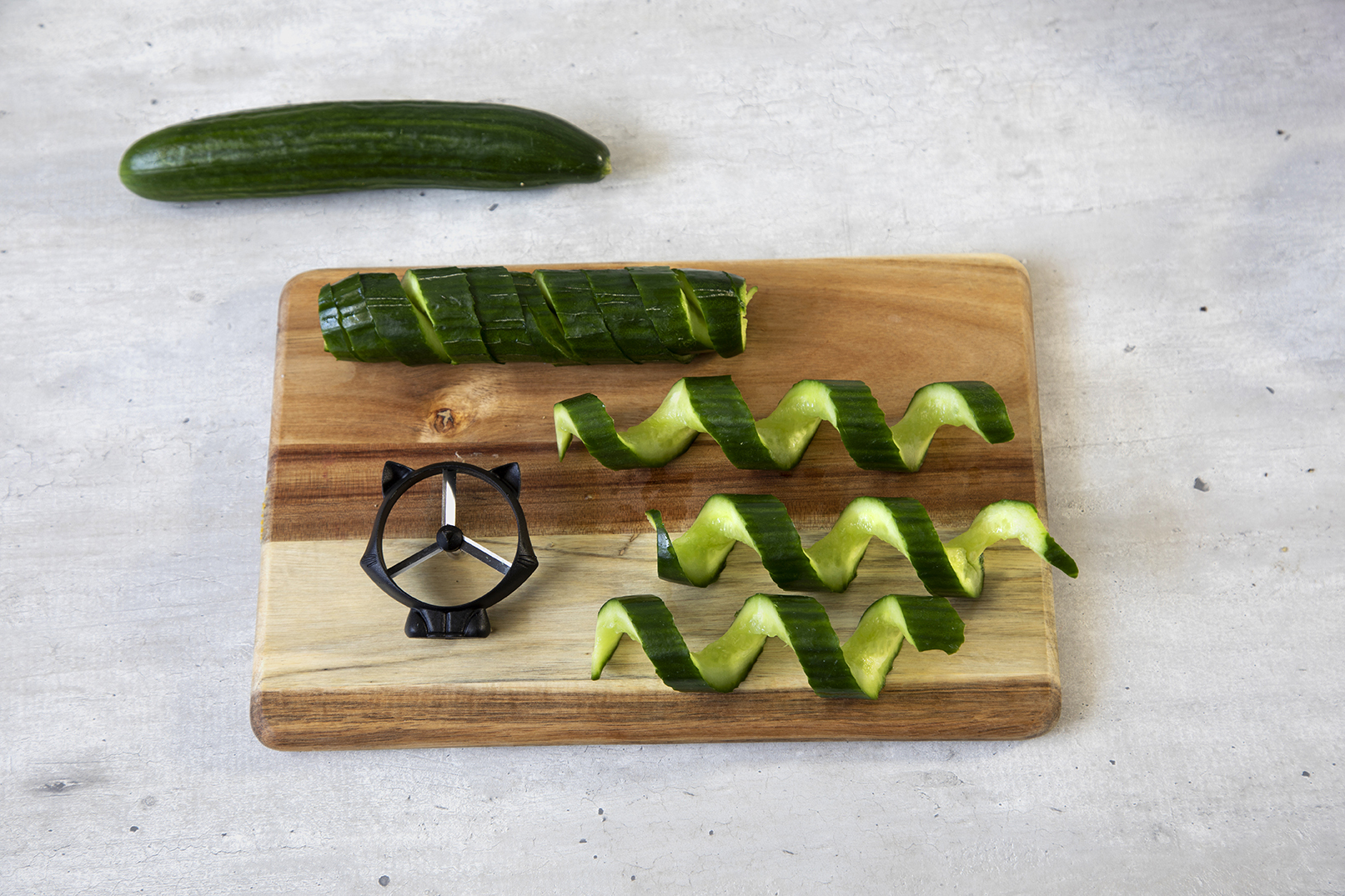Curly Cat, Vegetable Curler