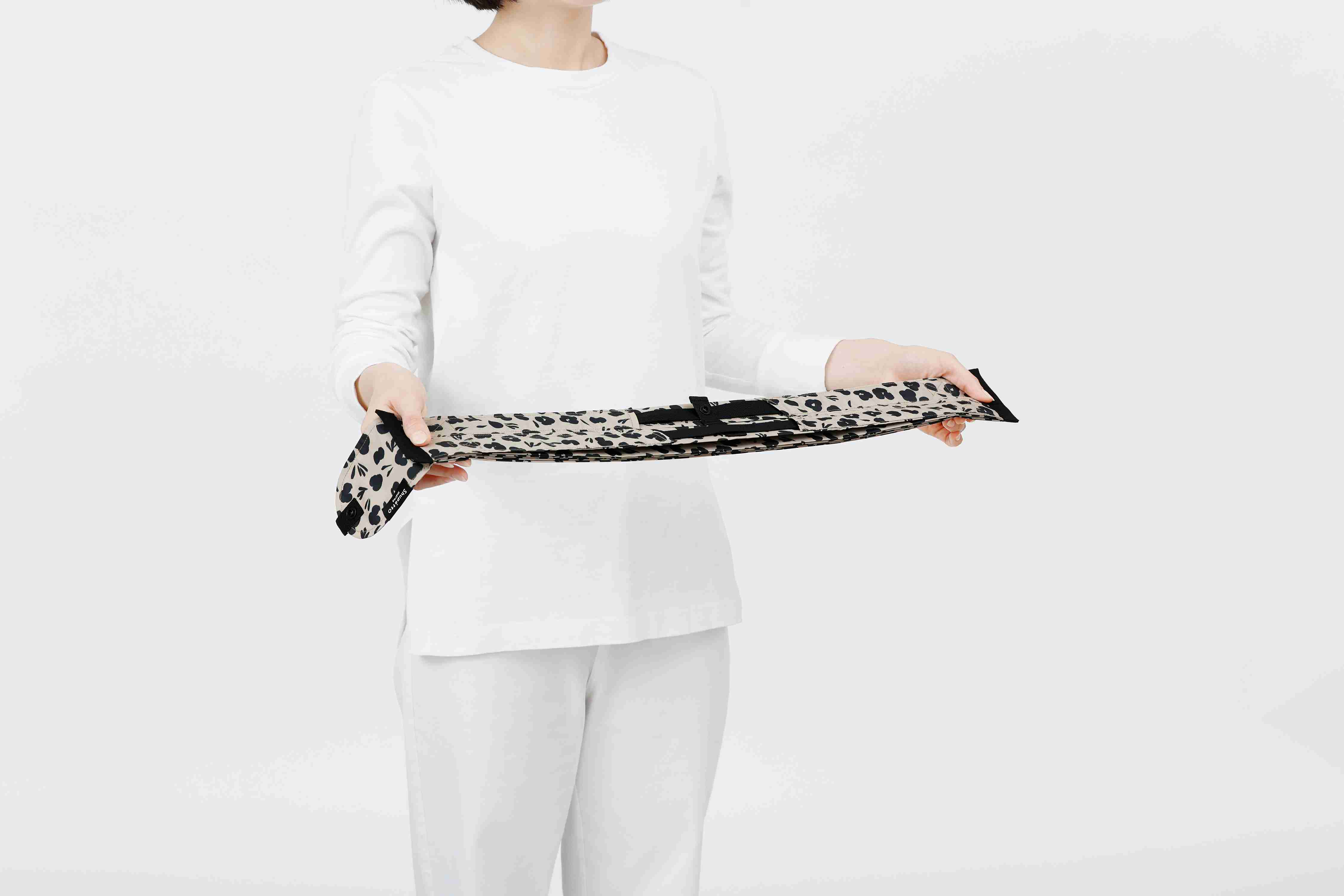 Compact Bag M - Paw Marks - Faltbare Einkaufstasche One-Pull (patentiert)